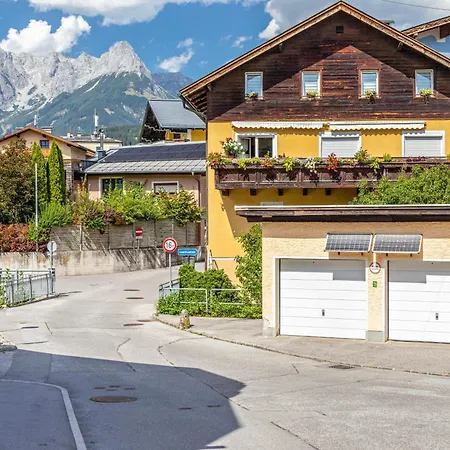 Lena Apartment Bischofshofen