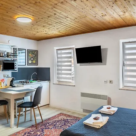 Apartment Lena